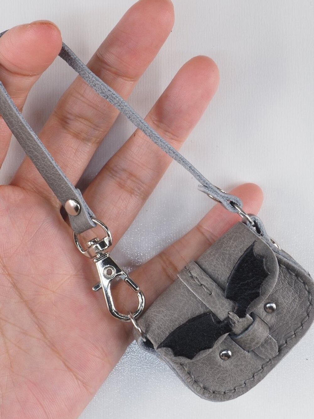 Handmade Mini Leather purse bag charm Tiny BJD Blythe Halloween Bat 005